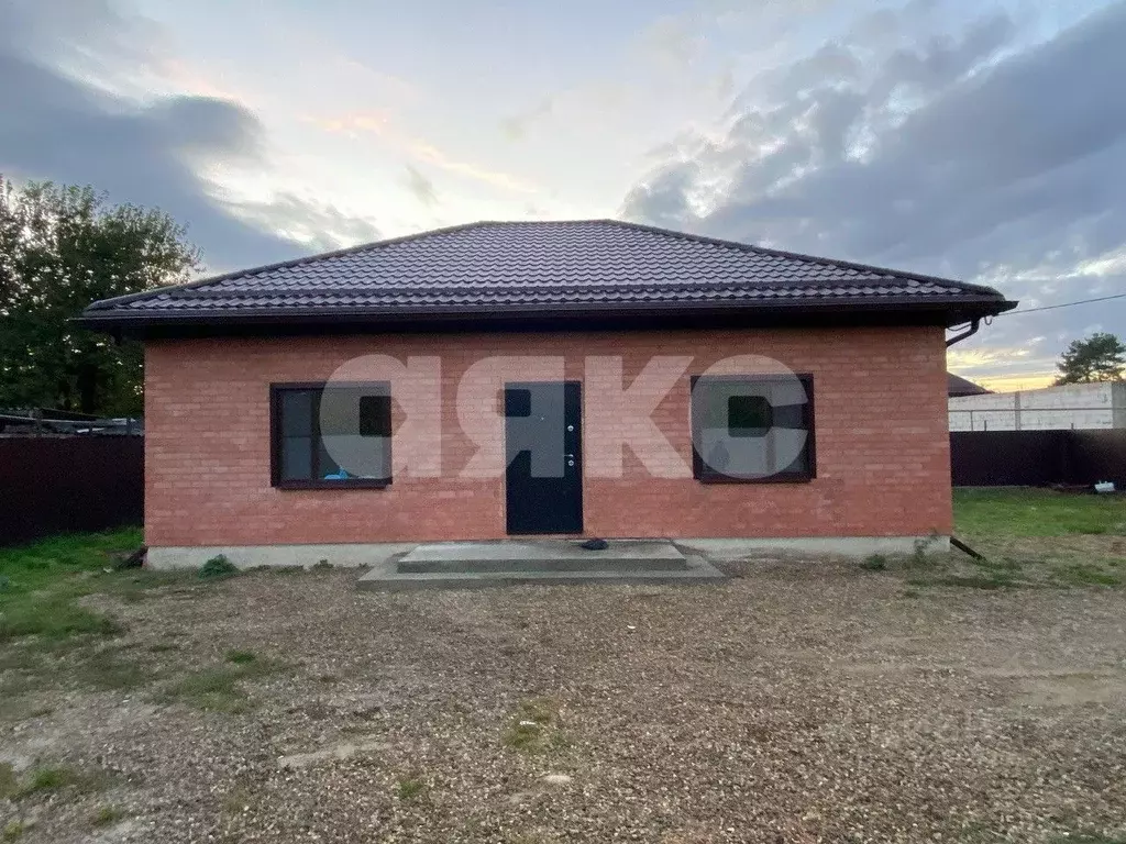 Дом в Краснодарский край, Армавир пл. Ленина (100 м) - Фото 1