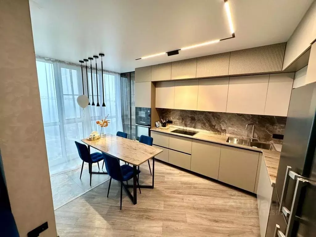 2-к кв. Хабаровский край, Хабаровск ул. Запарина, 154 (71.8 м) - Фото 1