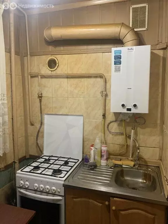 2-комнатная квартира: Волоколамск, микрорайон Привокзальный, улица ... - Фото 1