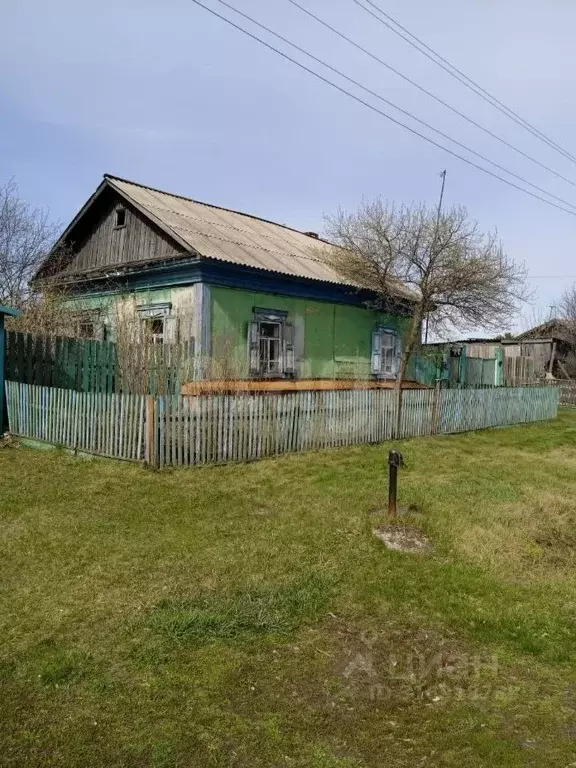 Дом в Омская область, Саргатский район, д. Увальная Бития Береговая ... - Фото 1