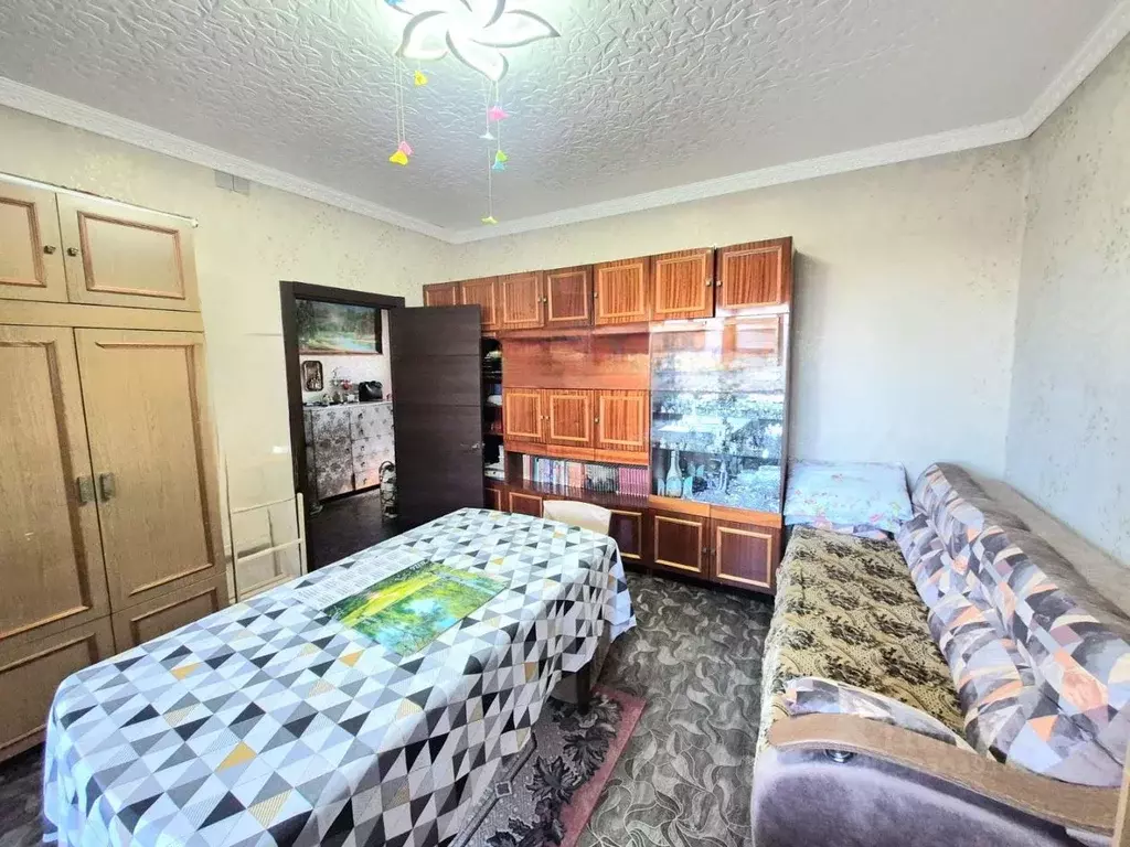 3-к кв. Астраханская область, Астрахань ул. Космонавтов, 4к3 (67.5 м) - Фото 2