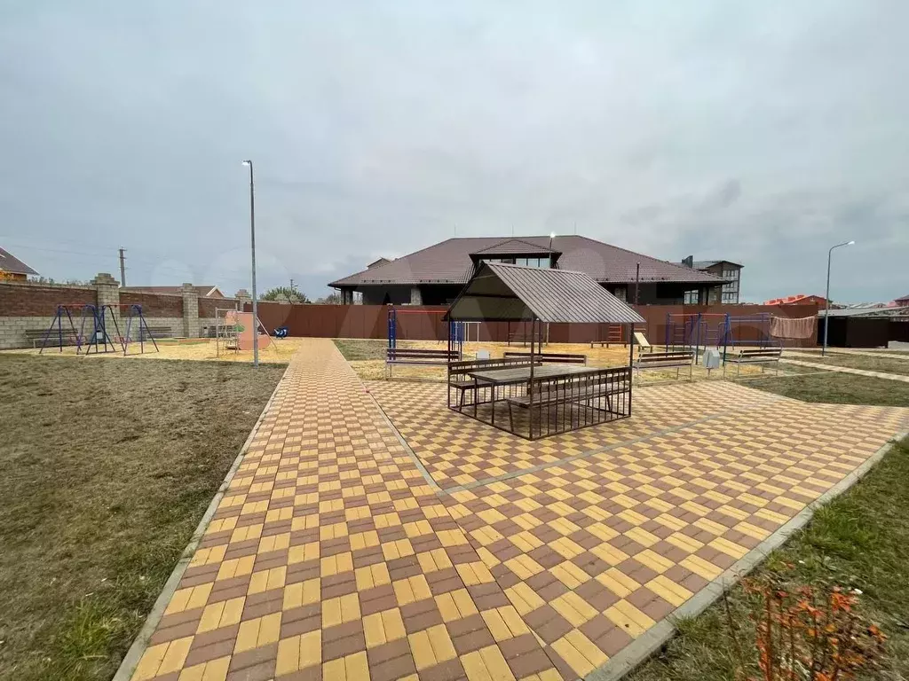 2-к. квартира, 70 м, 2/4 эт. - Фото 1