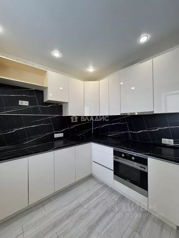 2-к кв. Башкортостан, Уфа бул. Давлеткильдеева, 12 (63.64 м) - Фото 1