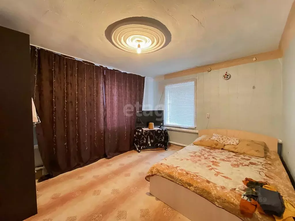 Дом в Оренбургская область, Оренбургский район, пос. Чкалов ул. ... - Фото 1