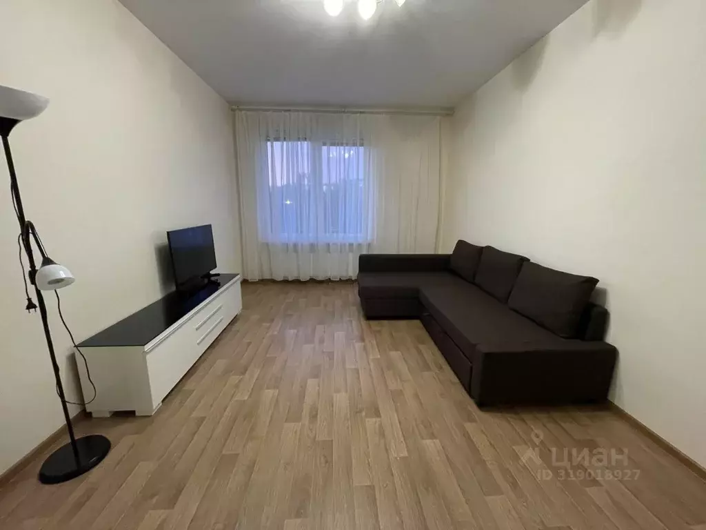 2-к кв. Санкт-Петербург Южное ш., 49к2 (70.0 м) - Фото 0