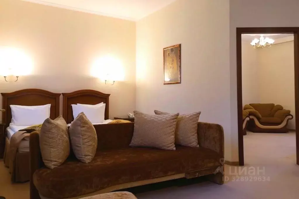 Комната Татарстан, Казань ул. 2-я Азинская, 1Г (50.0 м) - Фото 1