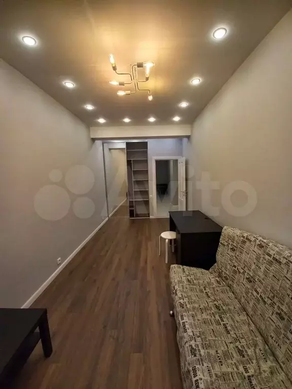 Комната 18 м в 3-к., 1/5 эт. - Фото 1