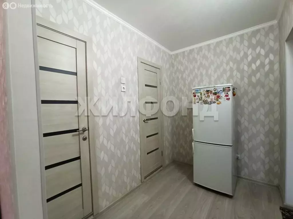 2-комнатная квартира: Новосибирск, улица Марии Ульяновой, 18 (56.6 м) - Фото 1
