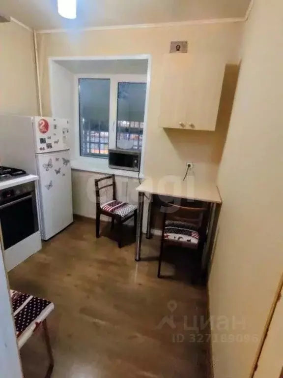 1-к кв. Удмуртия, Ижевск пл. имени 50-летия Октября, 13 (30.0 м) - Фото 2