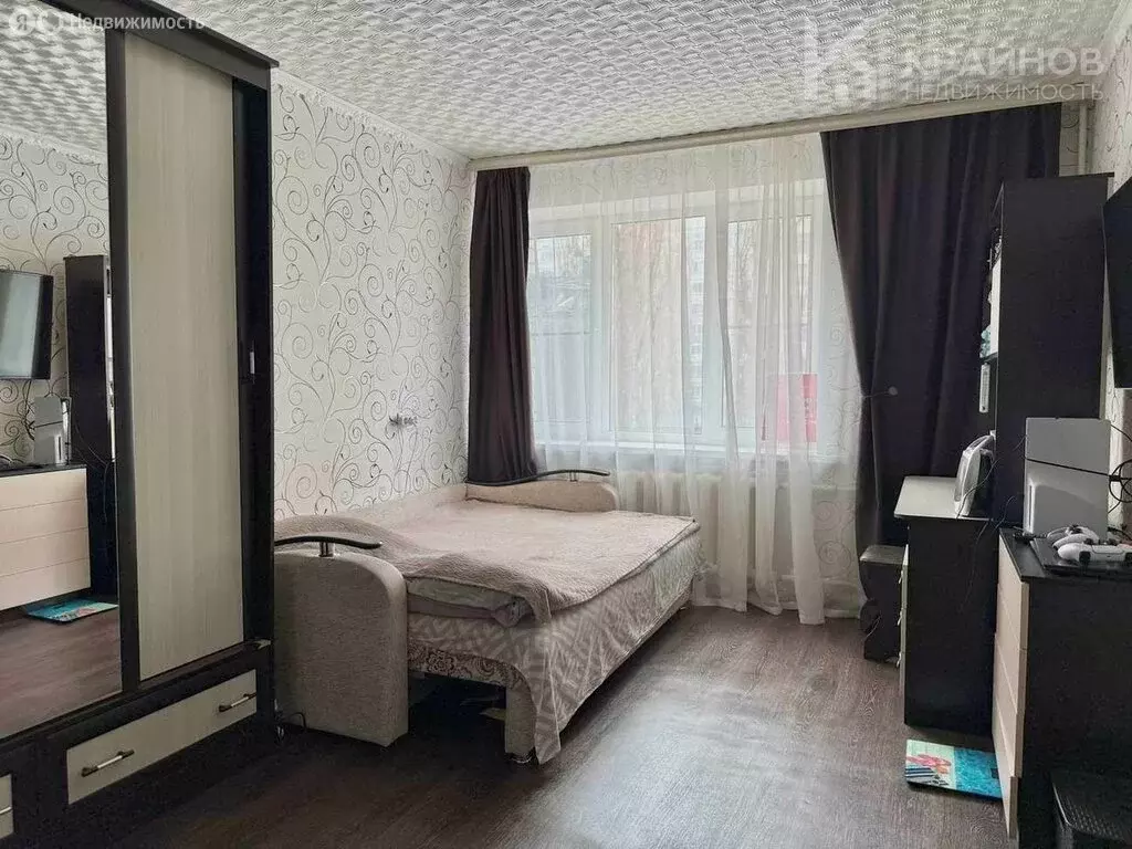 1к в 8-комнатной квартире (16.8 м) - Фото 1