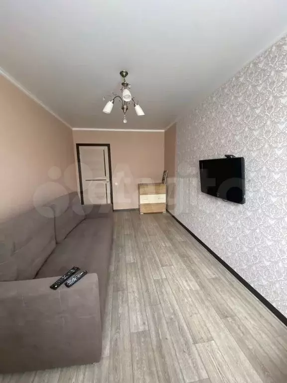 1-к. квартира, 36 м, 8/19 эт. - Фото 0