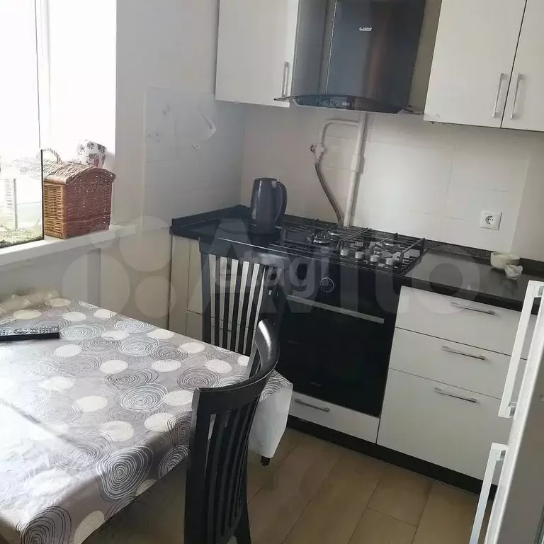 Доля в 2-к. квартире, 48 м, 9/12 эт. - Фото 1