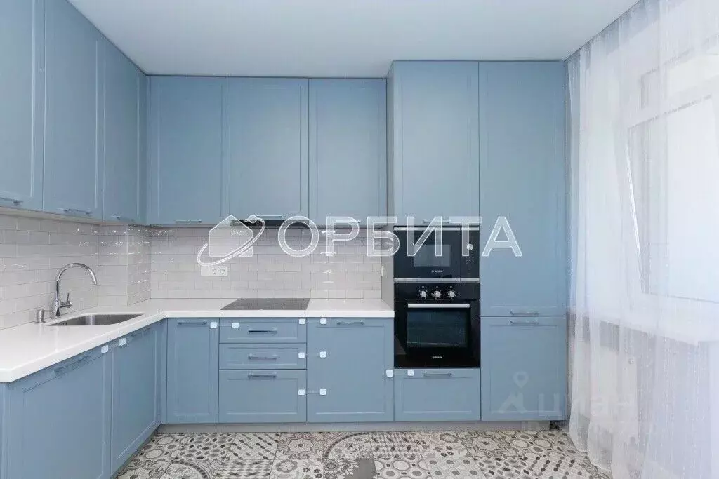 2-к кв. Тюменская область, Тюмень ул. Тимофея Чаркова, 81к1 (62.5 м) - Фото 2