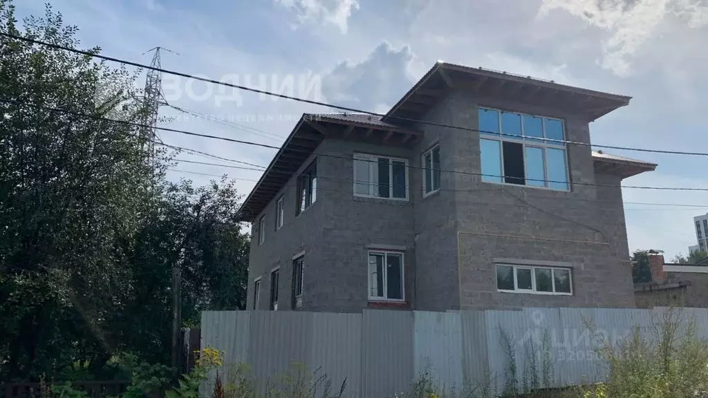 Дом в Чувашия, Чебоксары Волжская ул., 46 (519 м) - Фото 1