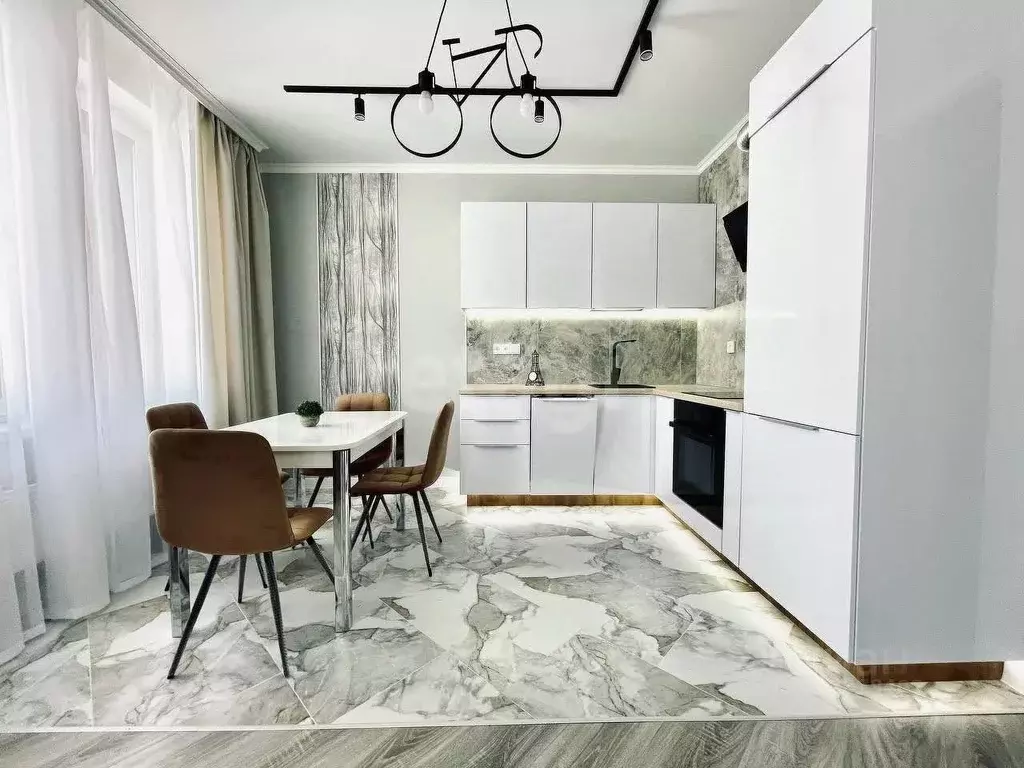 1-к кв. Татарстан, Казань ул. Родины, 26А (40.0 м) - Фото 1