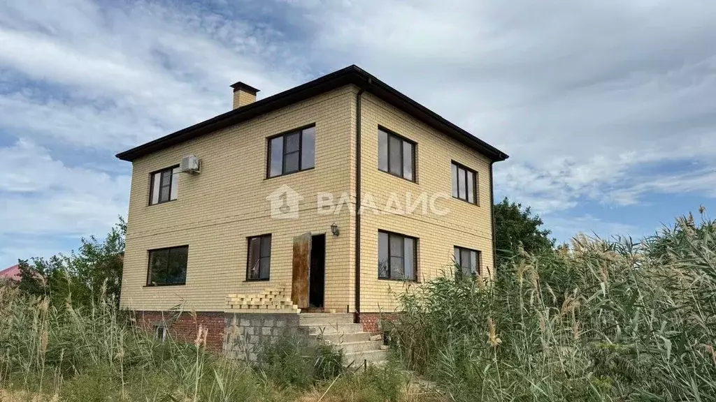 Дом в Астраханская область, Приволжский район, пос. Кирпичного Завода ... - Фото 0