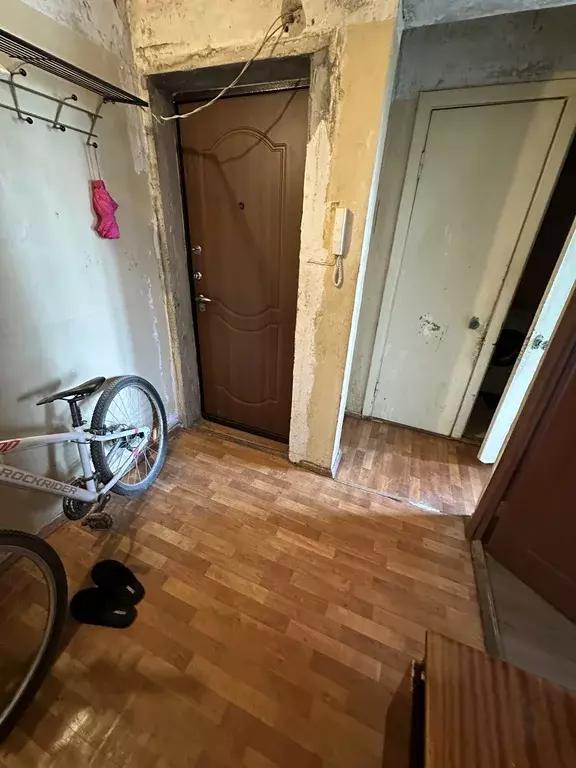 Продаётся 4-к квартира, 56.9 м - Фото 1