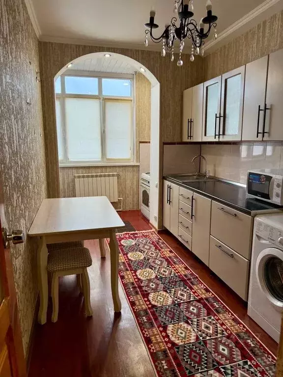 2-к кв. Дагестан, Махачкала просп. Расула Гамзатова, 121 (56.0 м) - Фото 0
