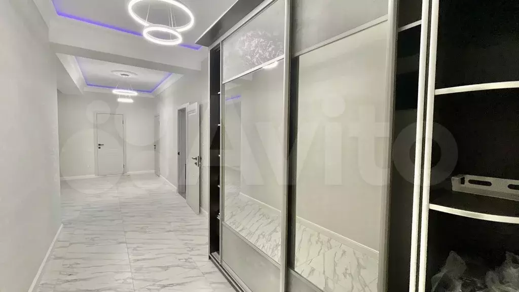 3-к. квартира, 140 м, 8/10 эт. - Фото 1