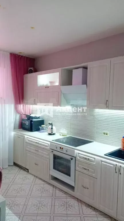 3-к. квартира, 100 м, 11/17 эт. - Фото 1