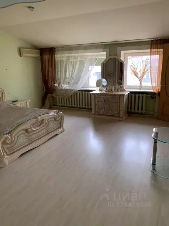 5-к кв. Астраханская область, Астрахань Бертюльская ул., 7 (225.0 м) - Фото 2