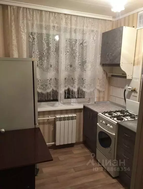 2-к кв. Белгородская область, Старый Оскол Интернациональный мкр, 8 ... - Фото 0