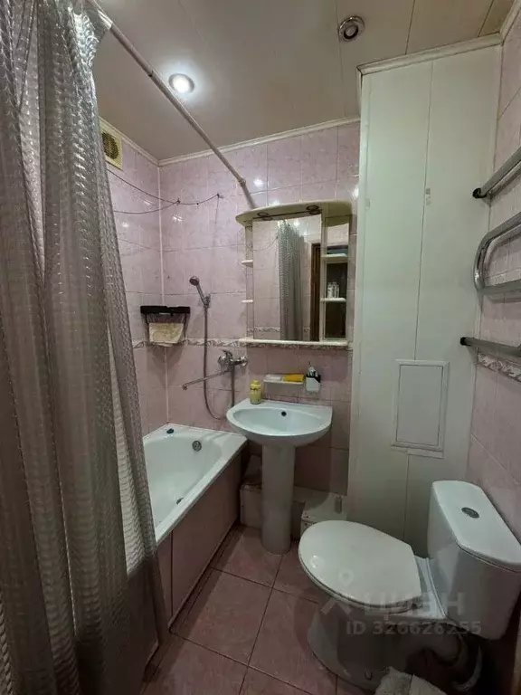 1-к кв. Самарская область, Тольятти 15-й кв-л, бул. Космонавтов, 4 ... - Фото 1