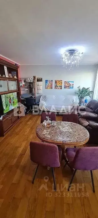 3-к кв. Бурятия, Улан-Удэ ул. Толстого, 10 (66.2 м) - Фото 1