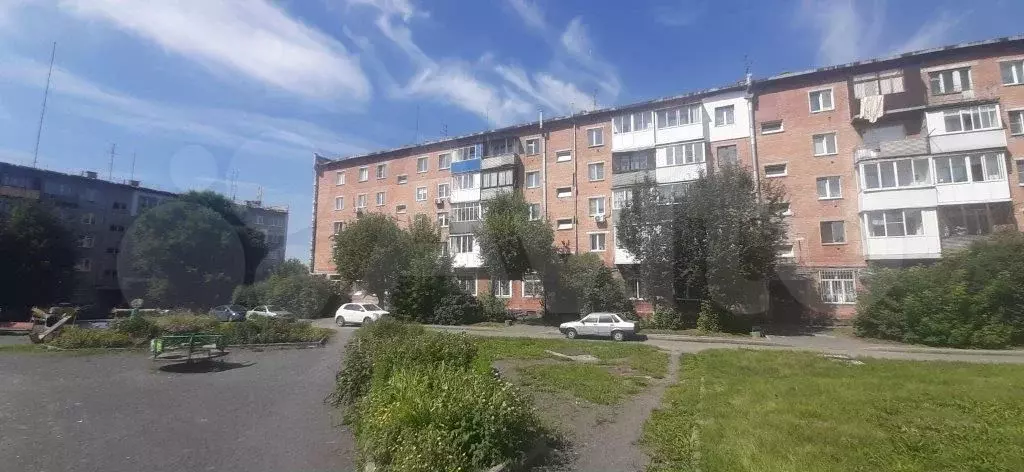 Аукцион: 2-к. квартира, 45,9 м, 5/5 эт. - Фото 1