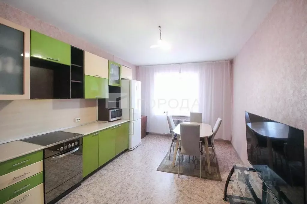 2-к кв. Алтайский край, Барнаул Взлетная ул., 7 (81.7 м) - Фото 1