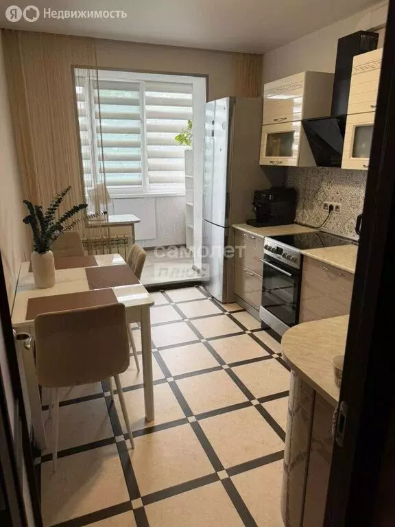 1-комнатная квартира: Владивосток, улица Калинина, 219 (36 м) - Фото 1