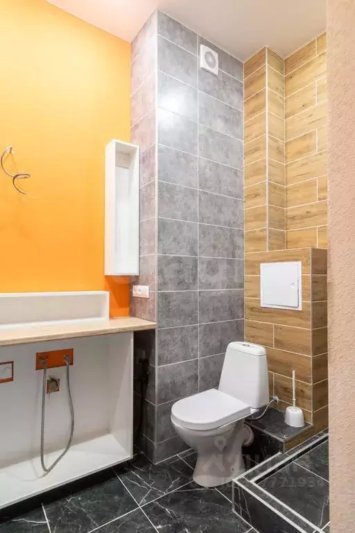 1-к кв. Санкт-Петербург ул. Комиссара Смирнова, 4а (42.8 м) - Фото 0