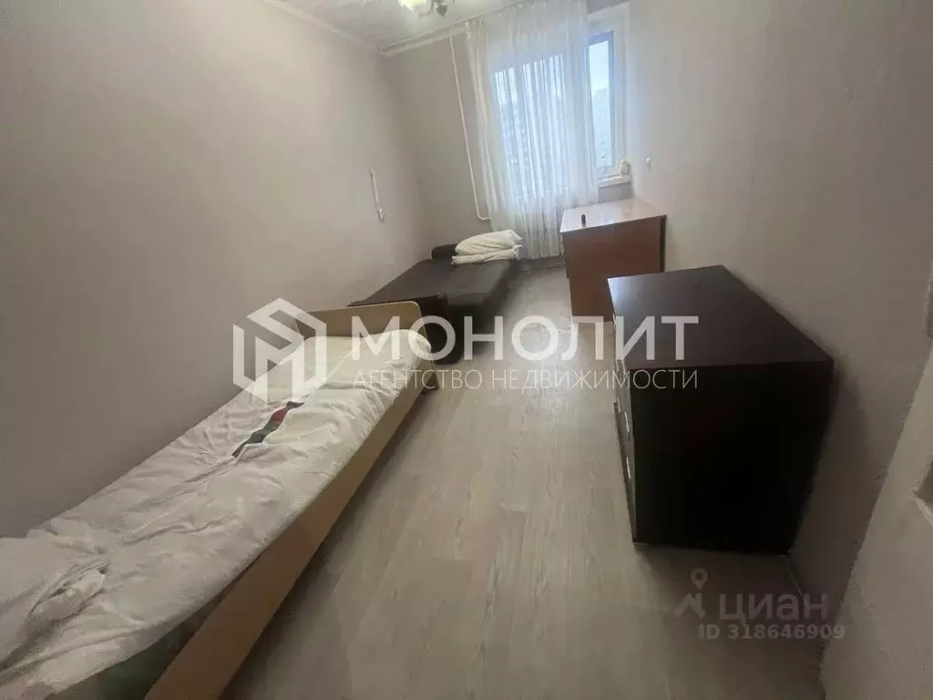 2-к кв. Белгородская область, Старый Оскол Макаренко мкр, 3 (45.0 м) - Фото 1