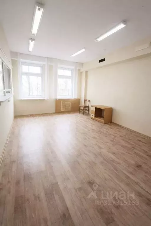 Помещение свободного назначения в Тульская область, Новомосковск ул. ... - Фото 1