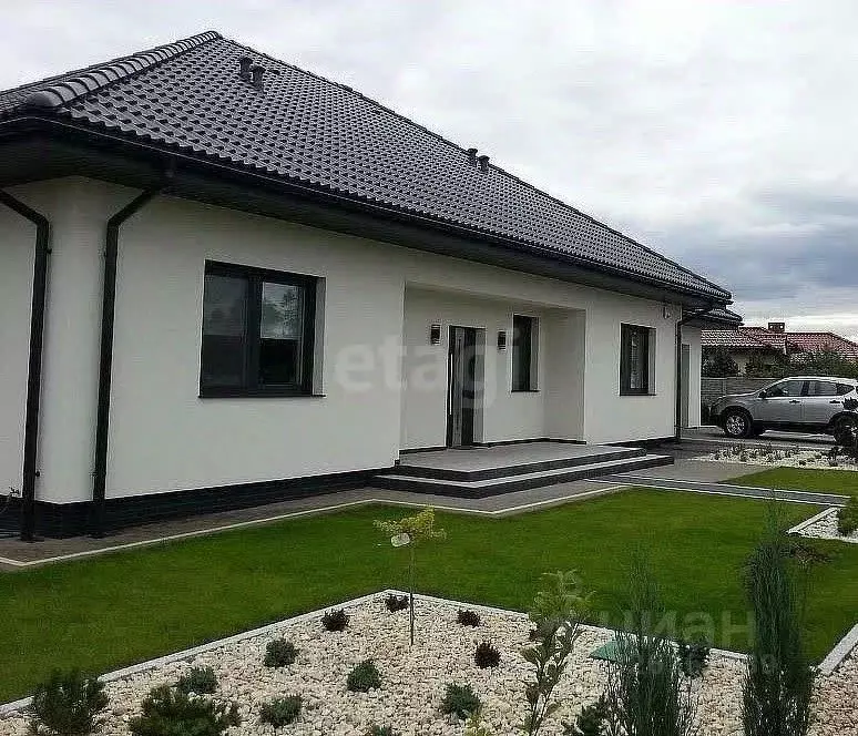 Дом в Курская область, Курский район, Моковский сельсовет, д. Гремячка ... - Фото 1