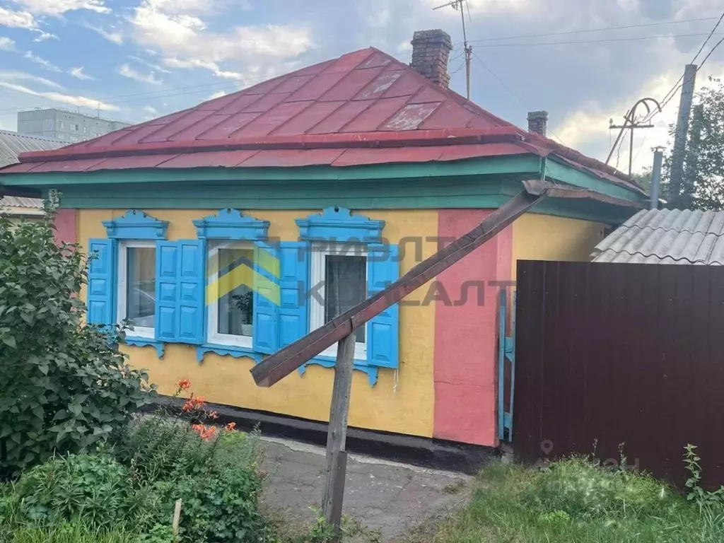 Дом в Омская область, Омск пос. Амурский, ул. 8-я Амурская, 9 (126 м) - Фото 0