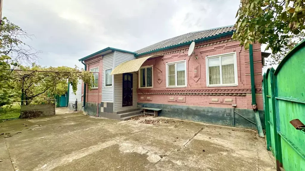 Дом в Краснодарский край, Курганинск ул. Кузнецова (95 м) - Фото 1