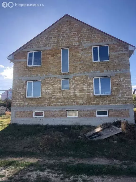 Дом в Бахчисарай, улица Урал Дагъы (256 м) - Фото 2