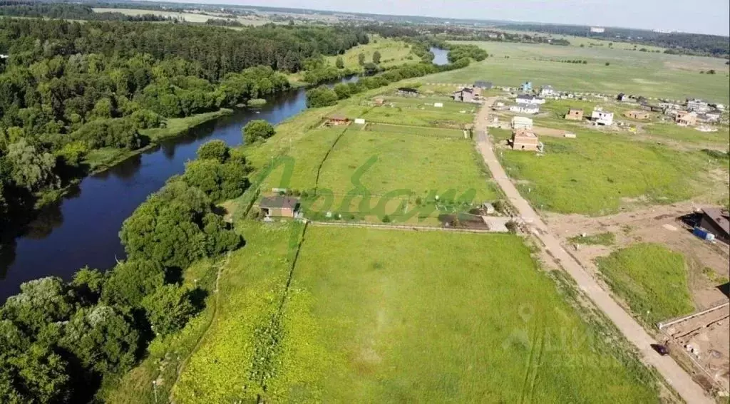 Участок в Тверская область, Весьегонский район, д. Барское ... - Фото 0