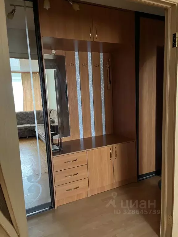 3-к кв. Свердловская область, Екатеринбург ул. Краснофлотцев, 15 (64.0 ... - Фото 1