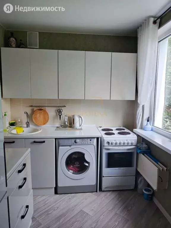 3-комнатная квартира: Бердск, Лунная улица, 49 (57 м) - Фото 0