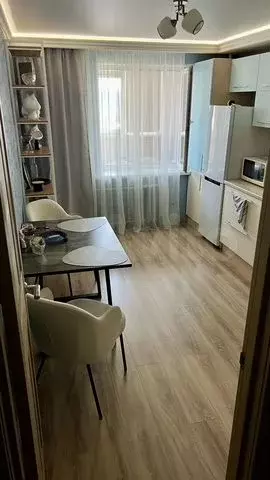 1-к. квартира, 37 м, 9/10 эт. - Фото 0