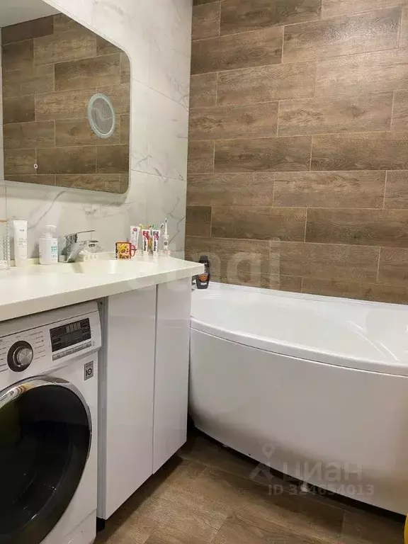 2-к кв. Татарстан, Набережные Челны просп. Сююмбике, 40блок7 (57.0 м) - Фото 1