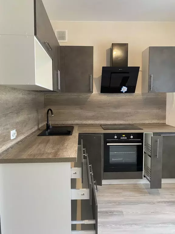 Продаётся 2-к квартира, 60 м - Фото 0