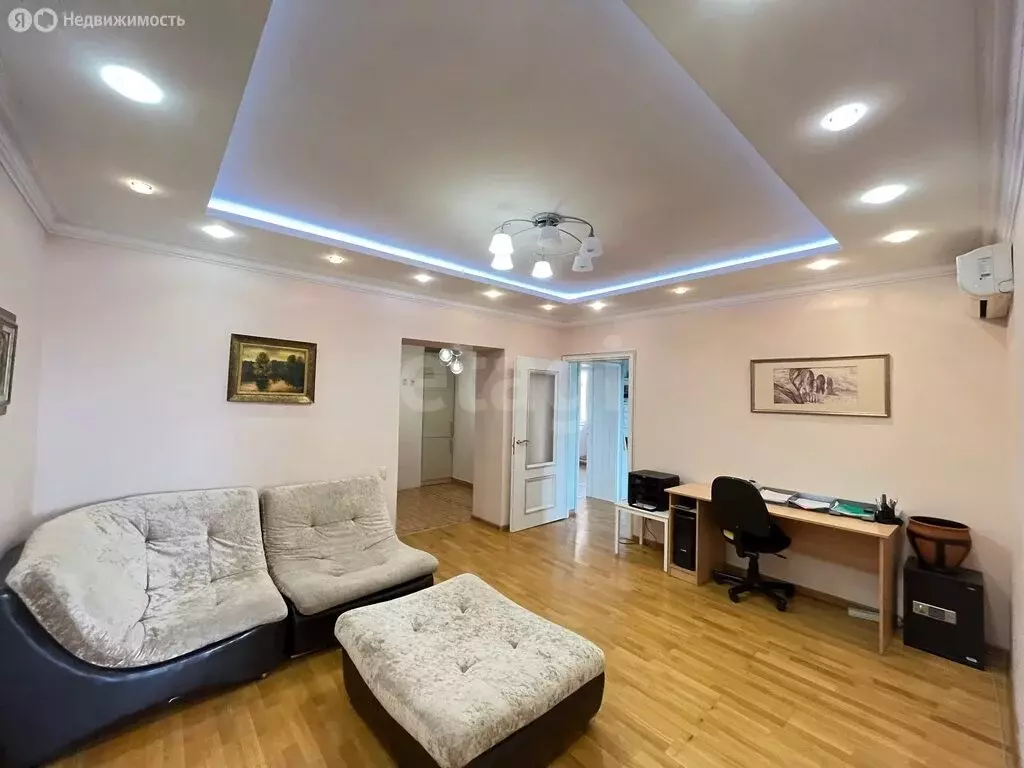 4-комнатная квартира: Челябинск, улица Воровского, 15В (81.5 м) - Фото 1