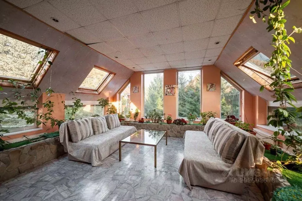 Дом в Московская область, Одинцовский городской округ, д. Молоденово  ... - Фото 1