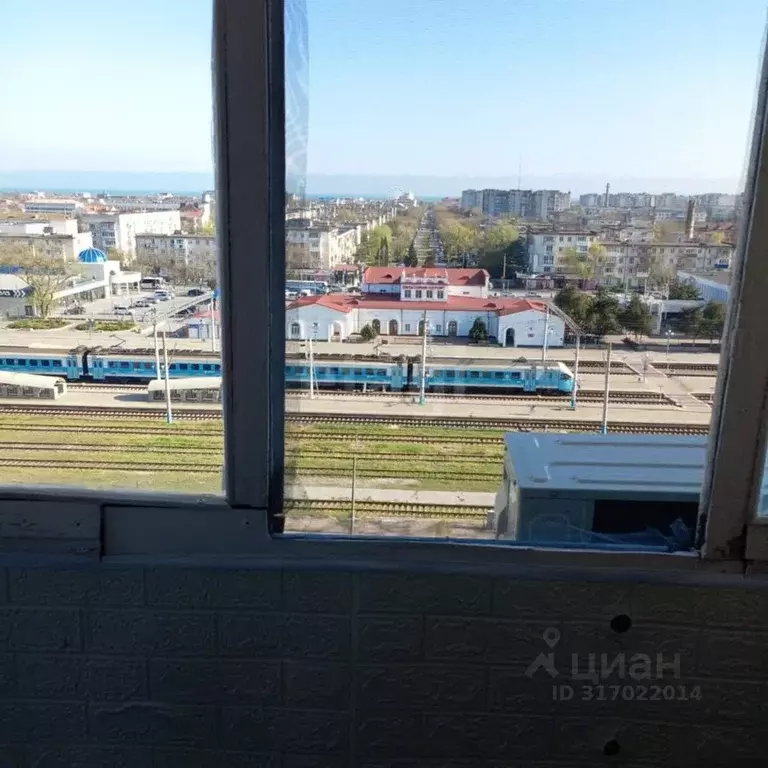 2-к кв. Крым, Евпатория ул. Имени 60-летия Октября, 18А (48.3 м) - Фото 0