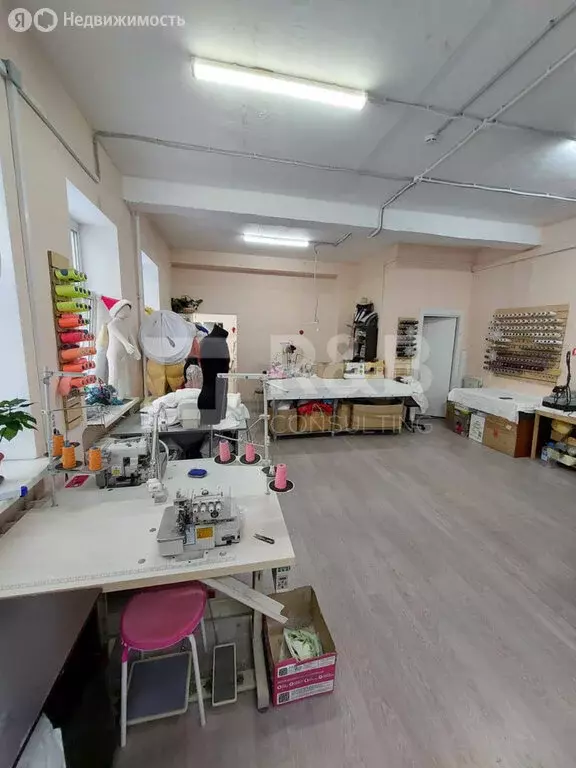 Помещение свободного назначения (1335.6 м) - Фото 2