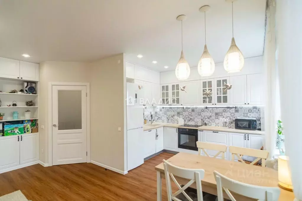 4-к кв. Карелия, Петрозаводск бул. Интернационалистов, 8 (75.1 м) - Фото 1