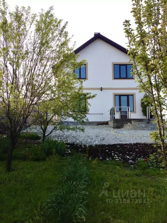 Дом в Краснодарский край, Краснодар пос. Знаменский, ул. Виноградная ... - Фото 1